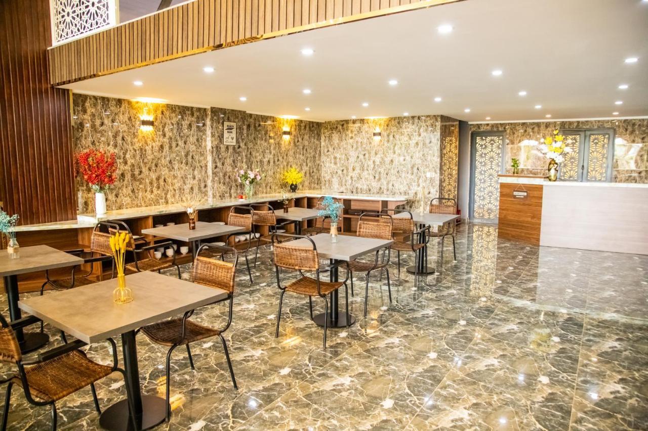 La Mia Lakeview Hotel Pleiku Bagian luar foto